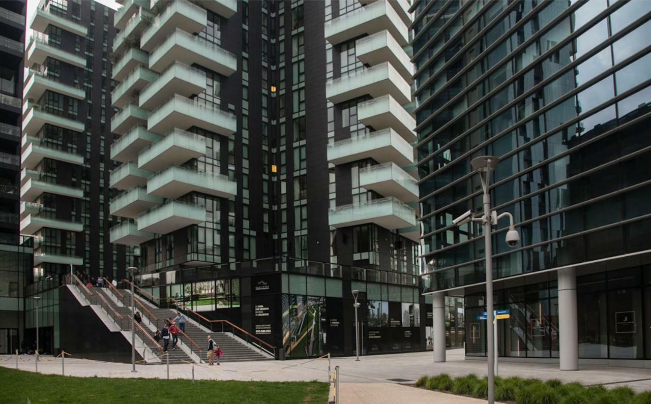 Stylish Elegant Suite In Torre Solaria With Exclusive Milan'S View Екстериор снимка